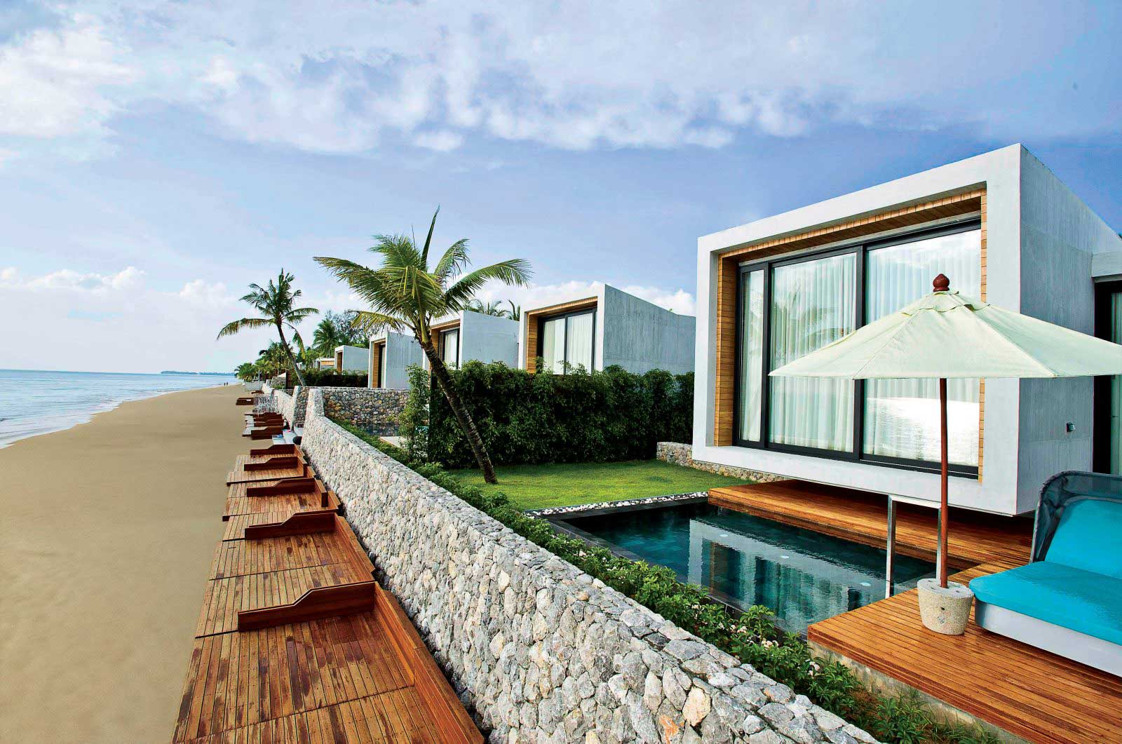 Villa avec piscine en front de mer
