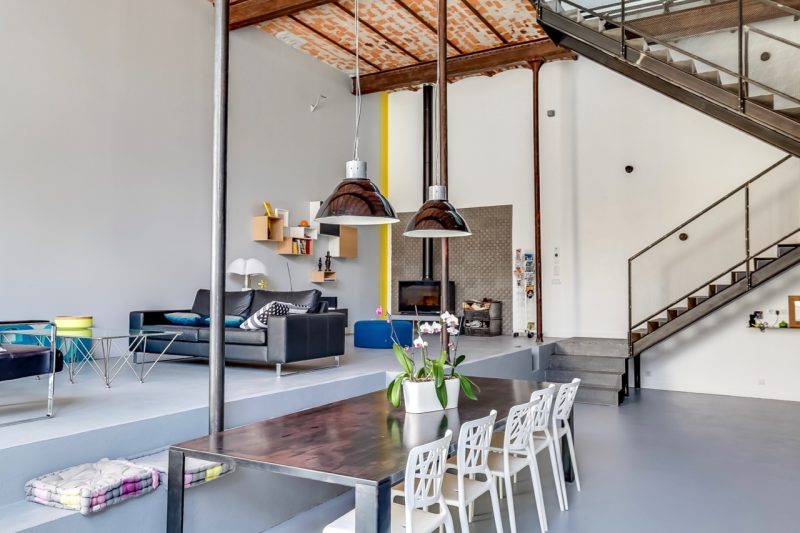 Loft avec plafond vouté en briques