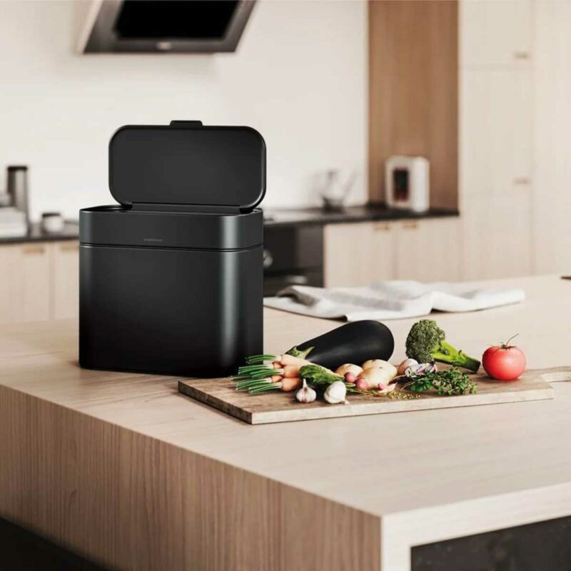 Petite poubelle pour compost en acier inoxydable noir